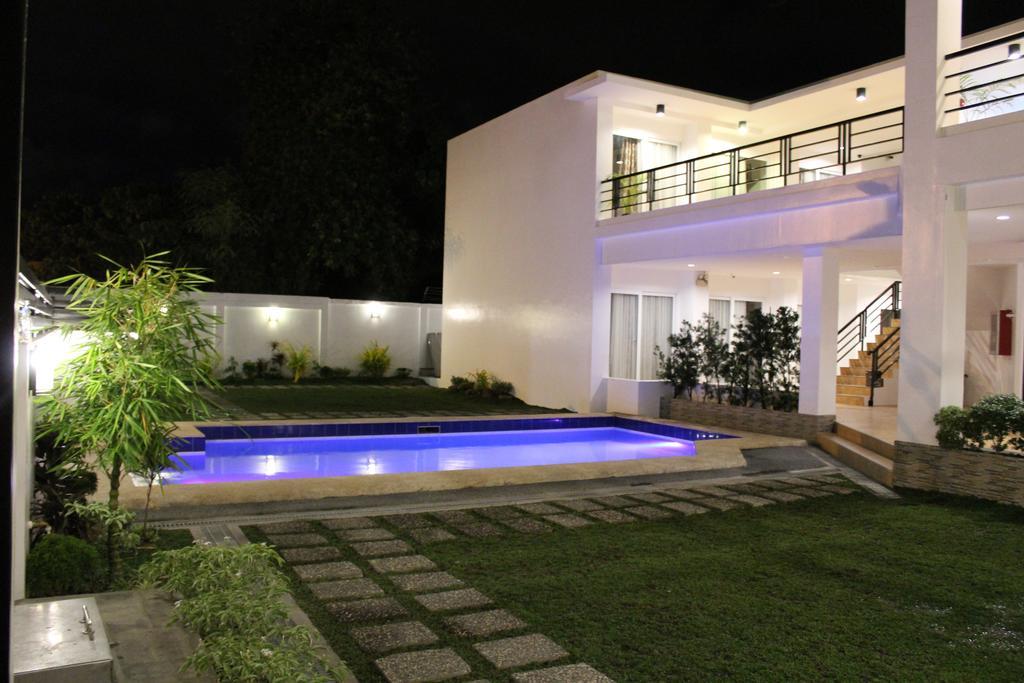 Be-Ing Suites Davao City Eksteriør billede