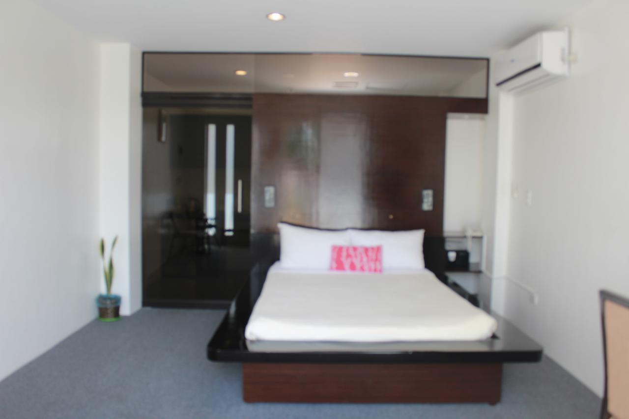 Be-Ing Suites Davao City Eksteriør billede