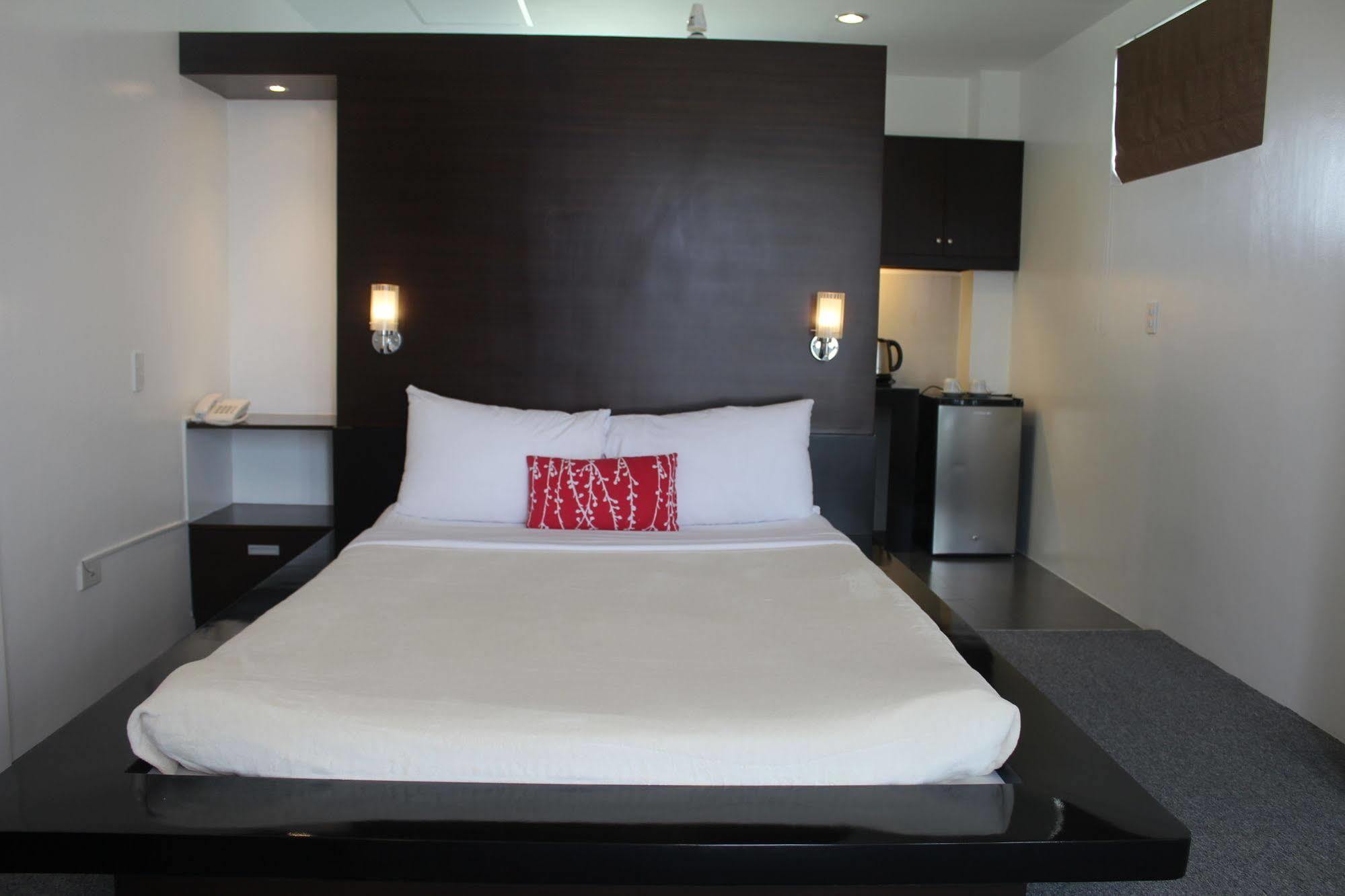 Be-Ing Suites Davao City Eksteriør billede