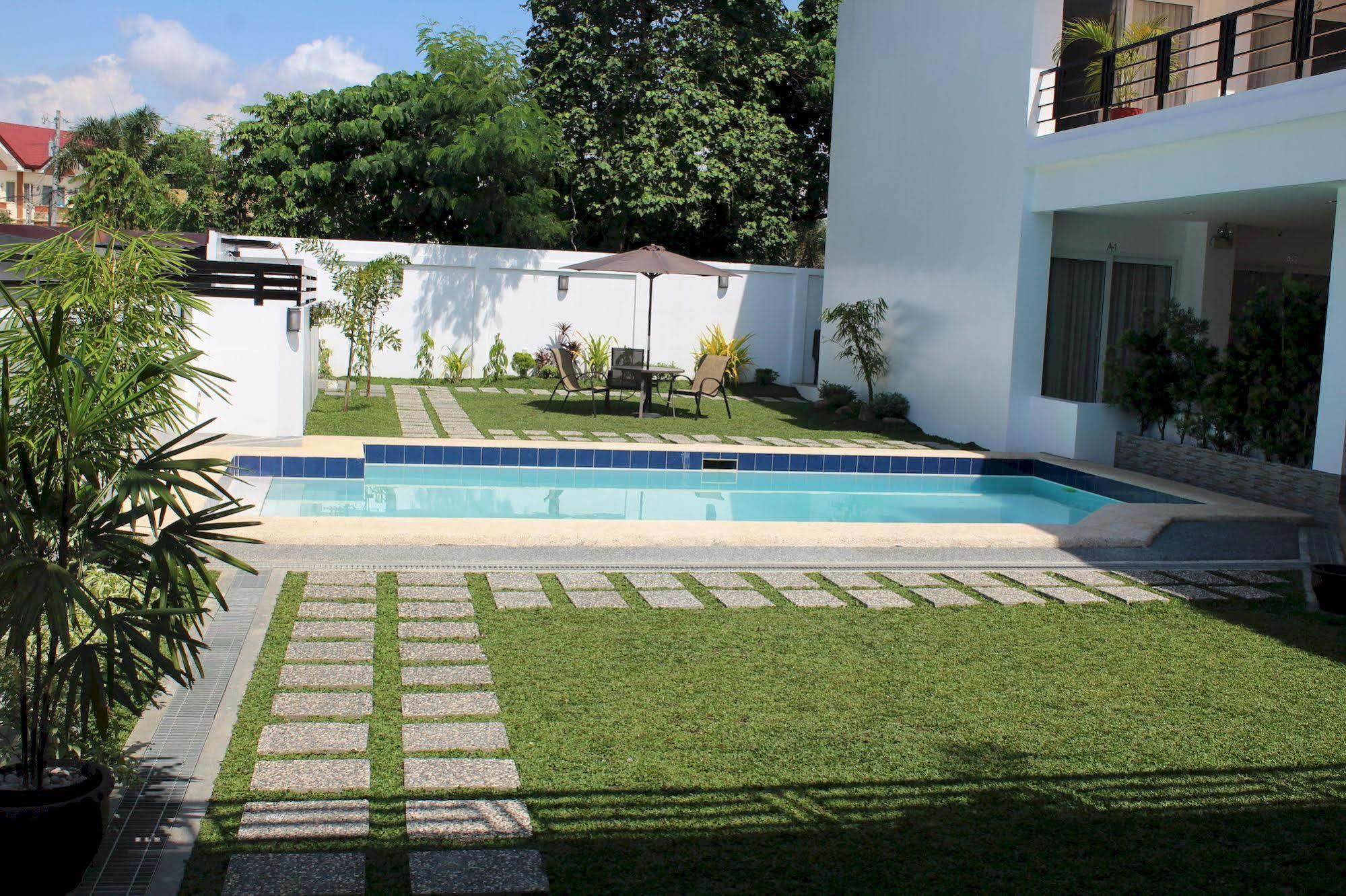 Be-Ing Suites Davao City Eksteriør billede